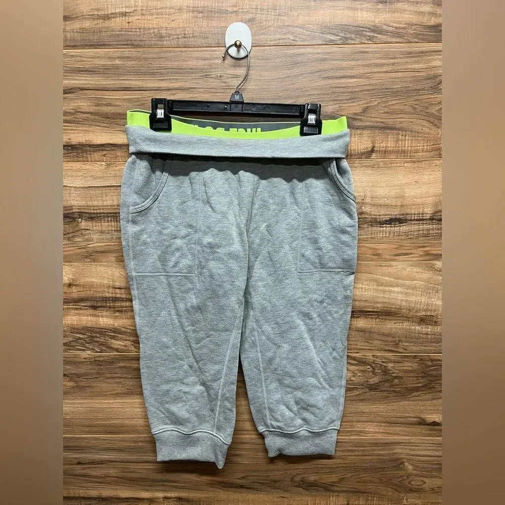 Nike medium cropped pants‎